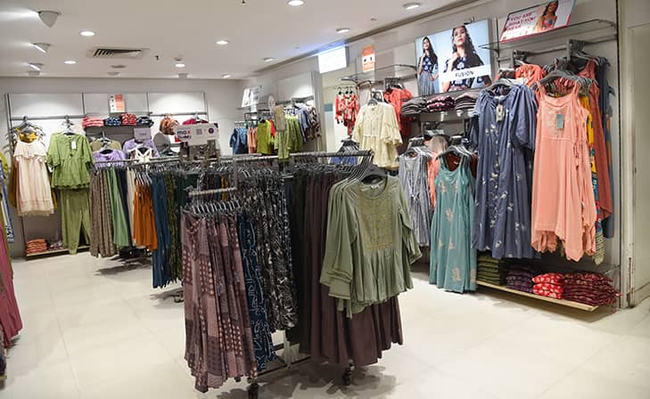Max - Rohini, Sector 10, New Delhi