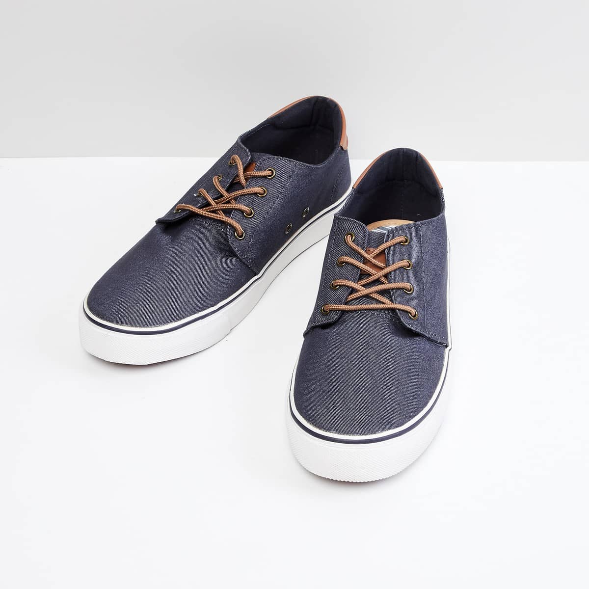 Canvas Shoes
