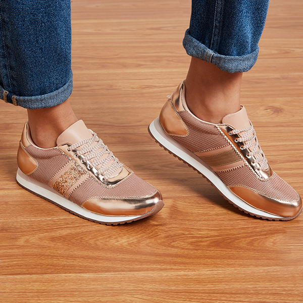 Footwear & Accessories