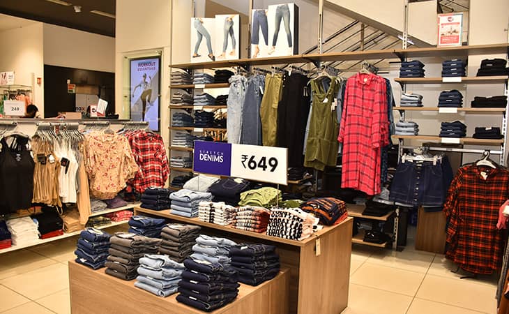 Max - Lakshman Nagar, Chennai