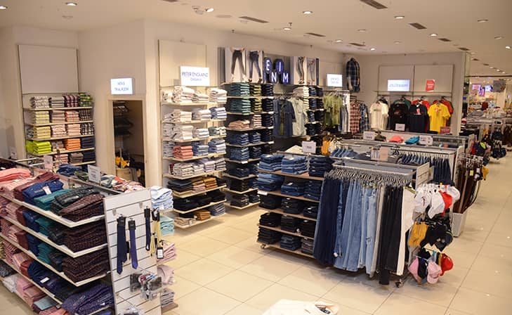 Max - Rajouri Garden Market, New Delhi