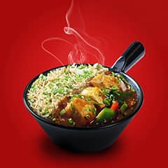 Veg Fried Rice With Chilli Paneer