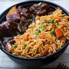 Schezwan Rice With Chilli Chicken