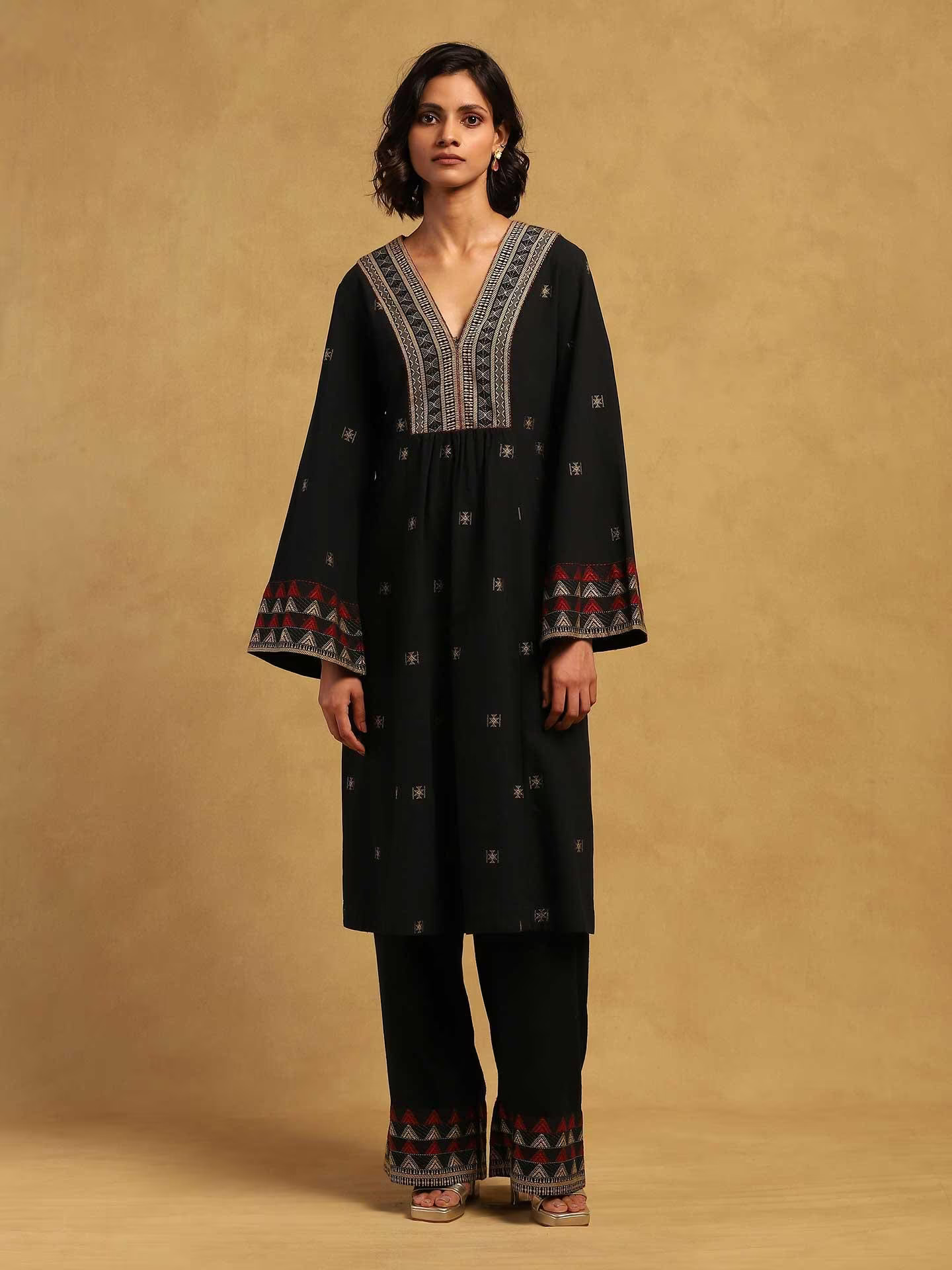 Black Aurelia Kurta Set