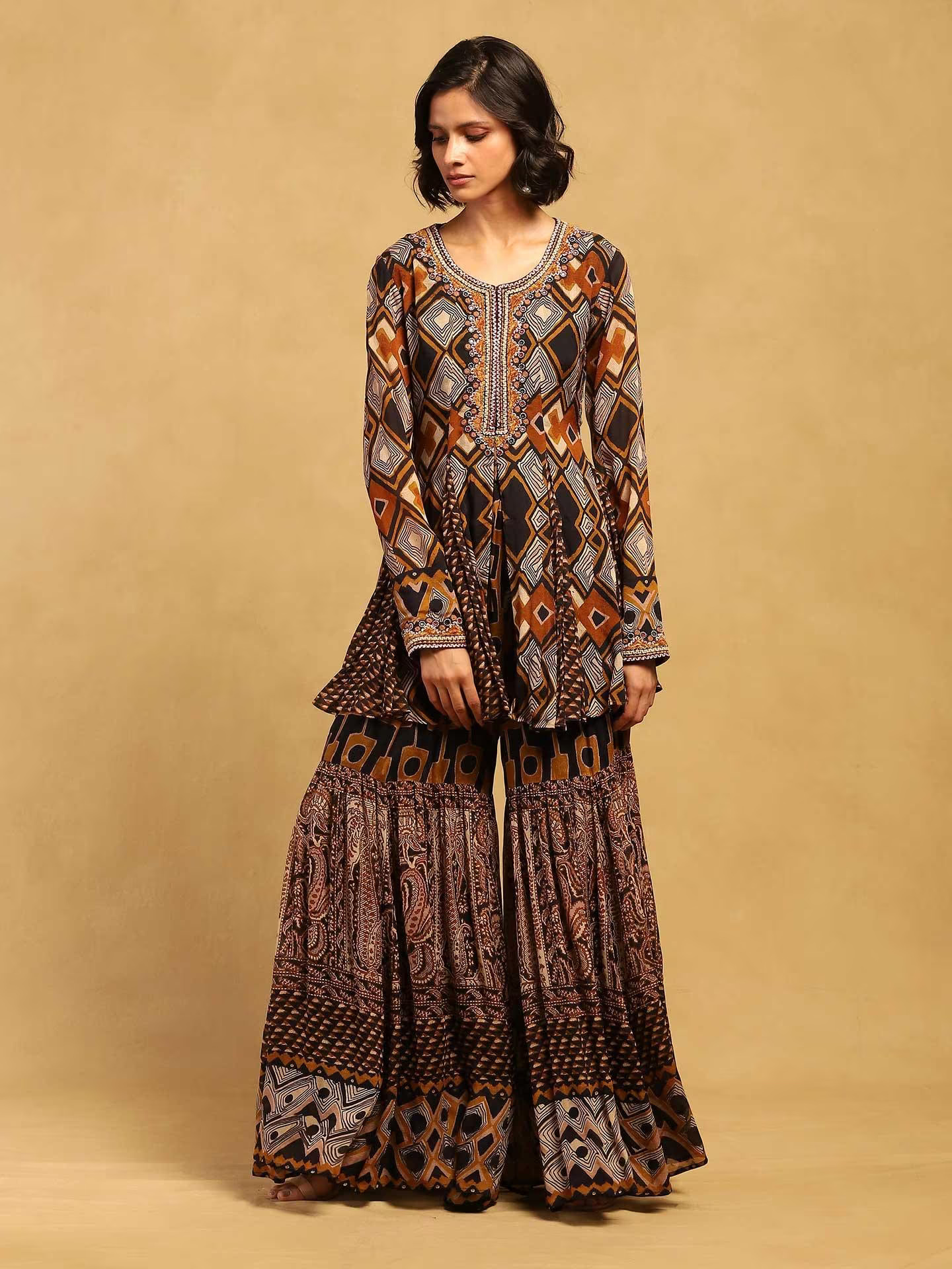 Brown Meraki Border Suit Set