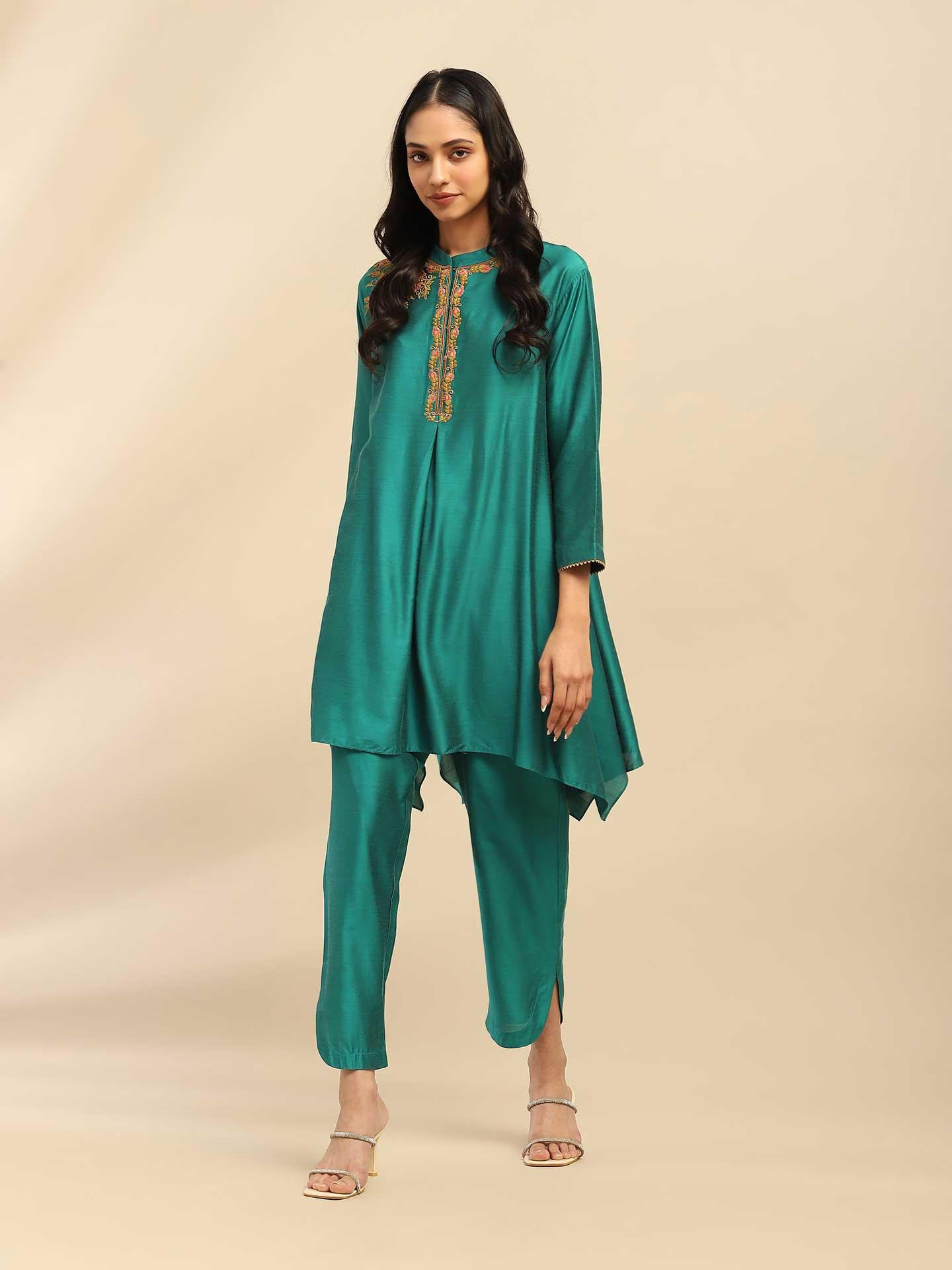 Green Samaira Kurta Set