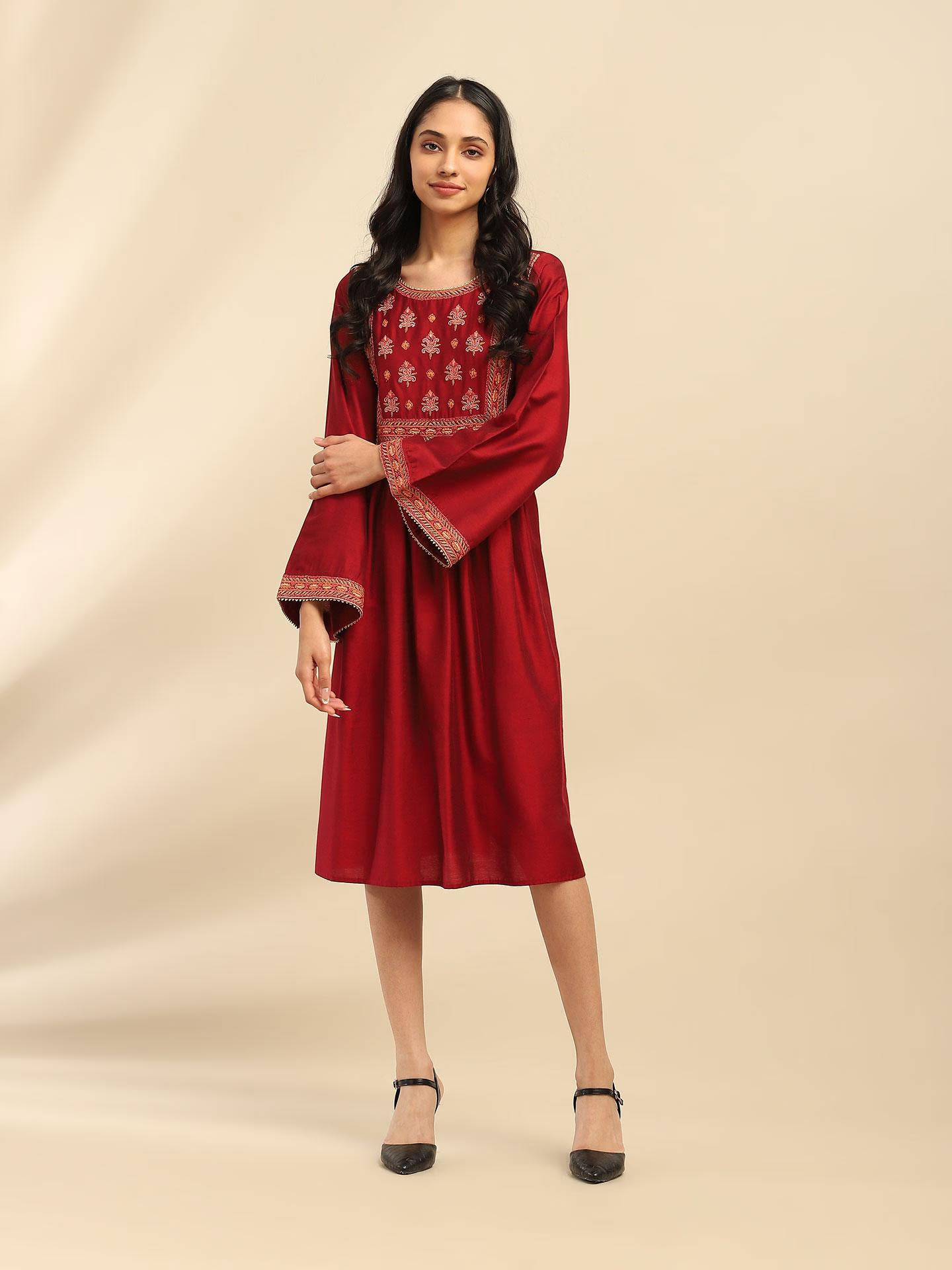 Red Scarlette Midi Dress