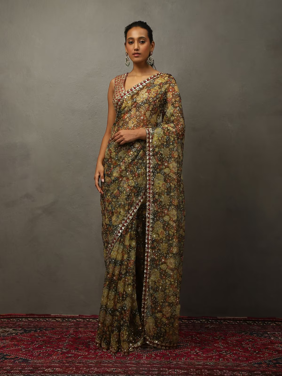 Black Aster Saree With Unstitched Blouse