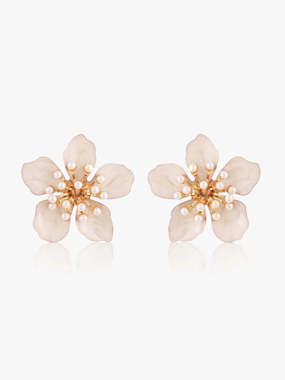 Kazo Floral Pearl Stud Earrings