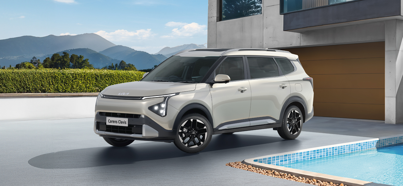 Introducing the Kia Carens Clavis at 11 07 829 with complete GST benefit and revised pricing