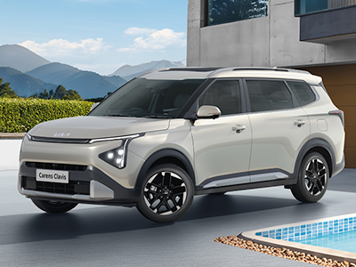 Meet the Carens Clavis where three generations travel as one, wrapped in space, safety, and peace of mind. Generous 7 seater space with the tech to keep every passenger at ease. Price starts at 11 49 900 . Meet the Carens Clavis where three generations travel as one, wrapped in space, safety, and peace of mind