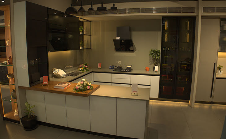 Blum - Kandivali West, Mumbai