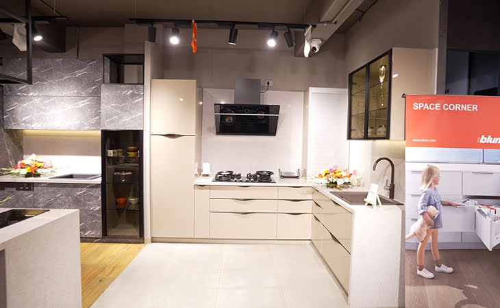Blum - Sector 6, Gomti Nagar Extension, Lucknow