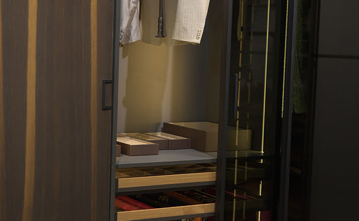 Blum - Kandivali West, Mumbai