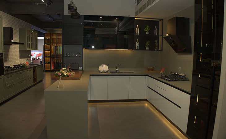 Blum - Kandivali West, Mumbai