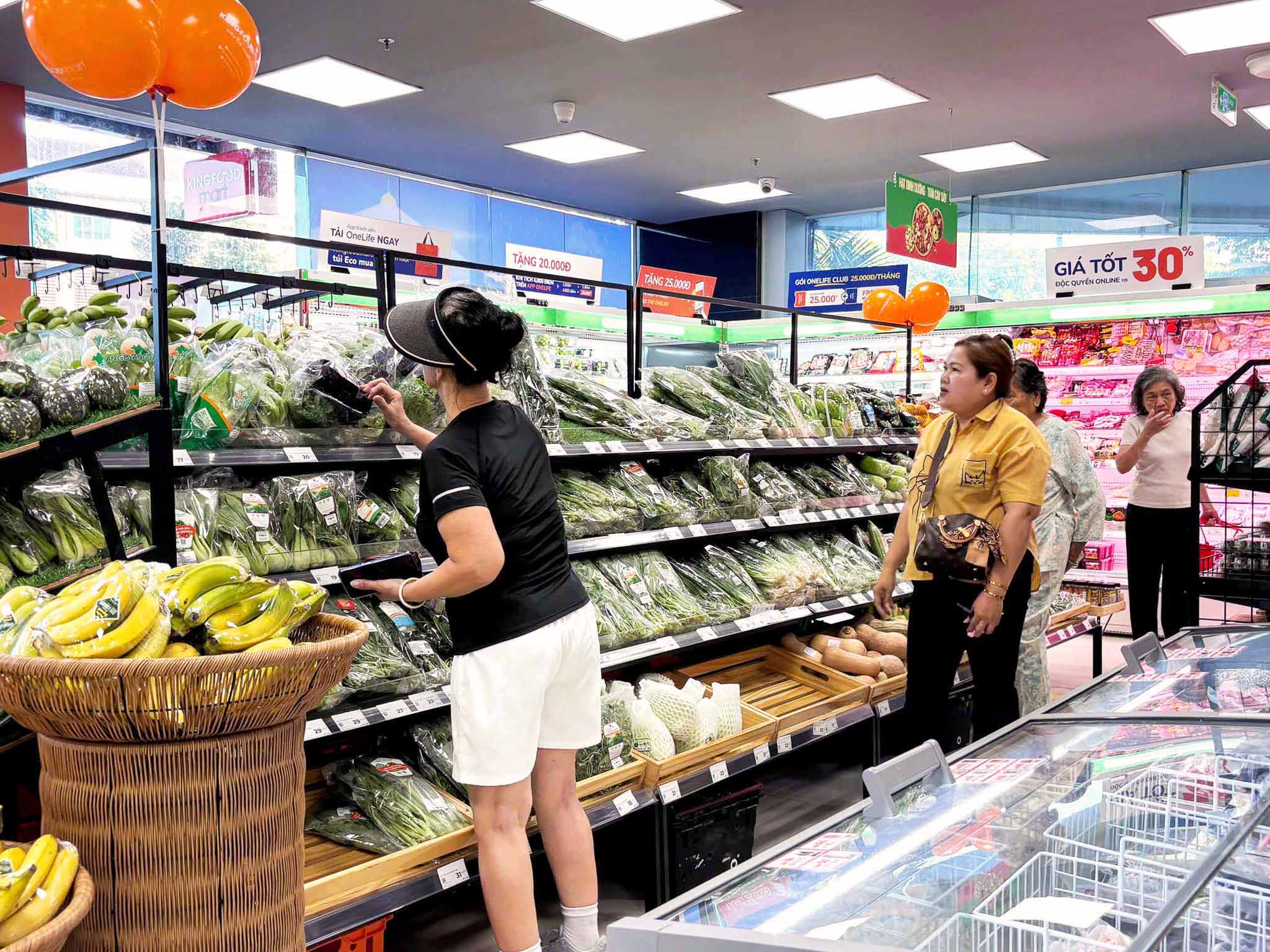 Kingfoodmart - Phường Bình Phú, Hồ Chí Minh