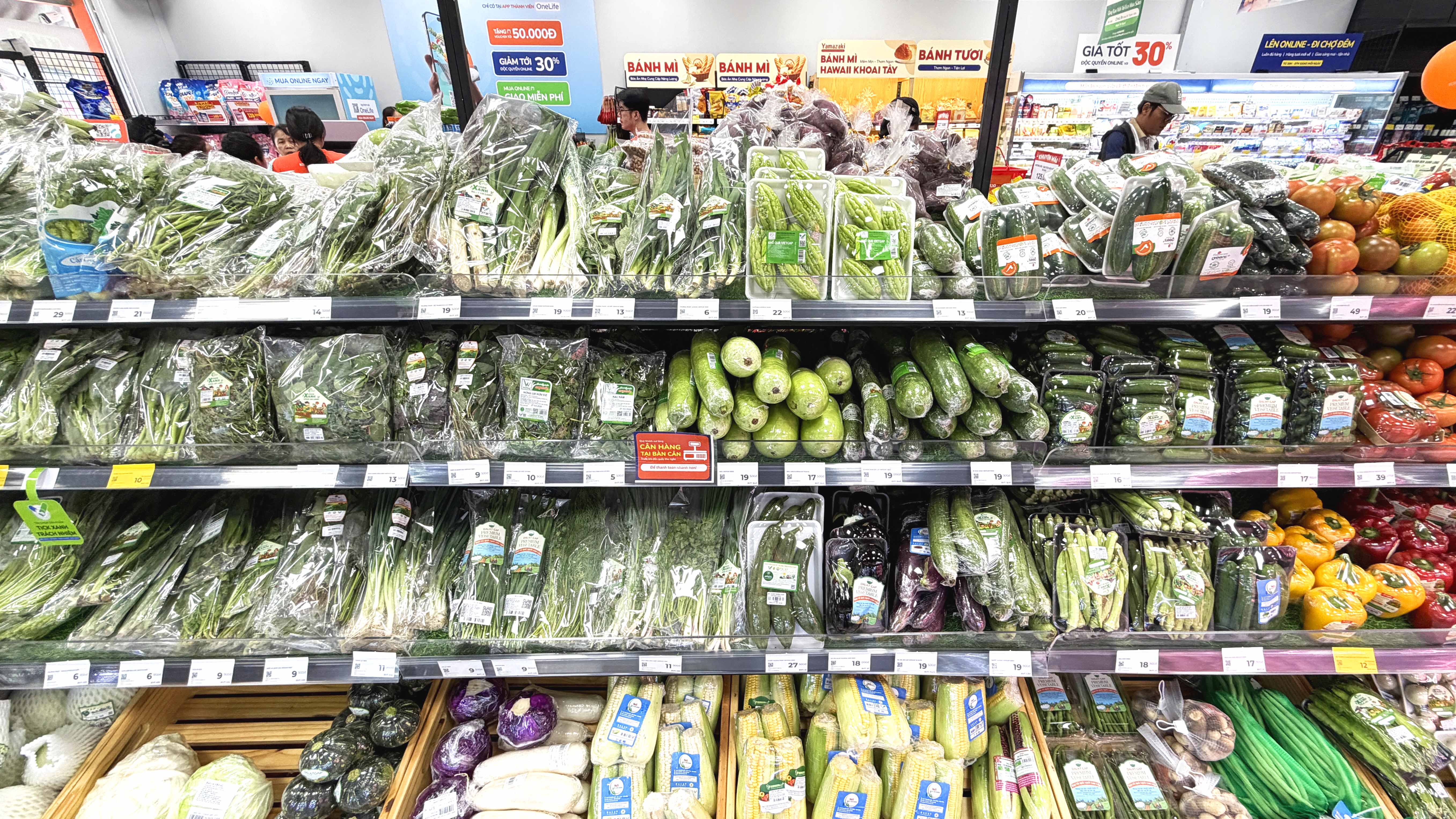 Kingfoodmart - Phường Bình Phú, Hồ Chí Minh City