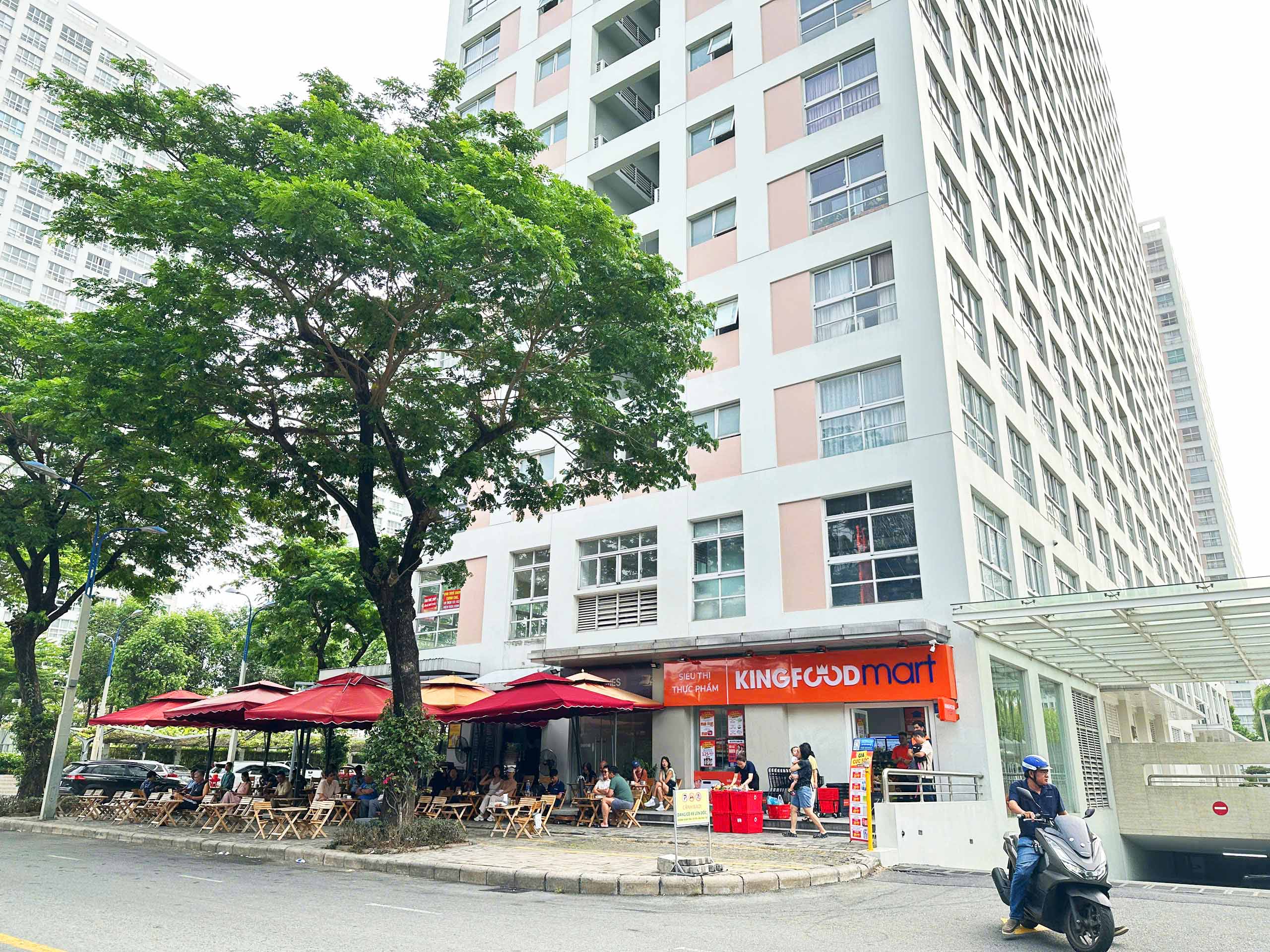 Kingfoodmart - Phường Tân Hưng, Hồ Chí Minh