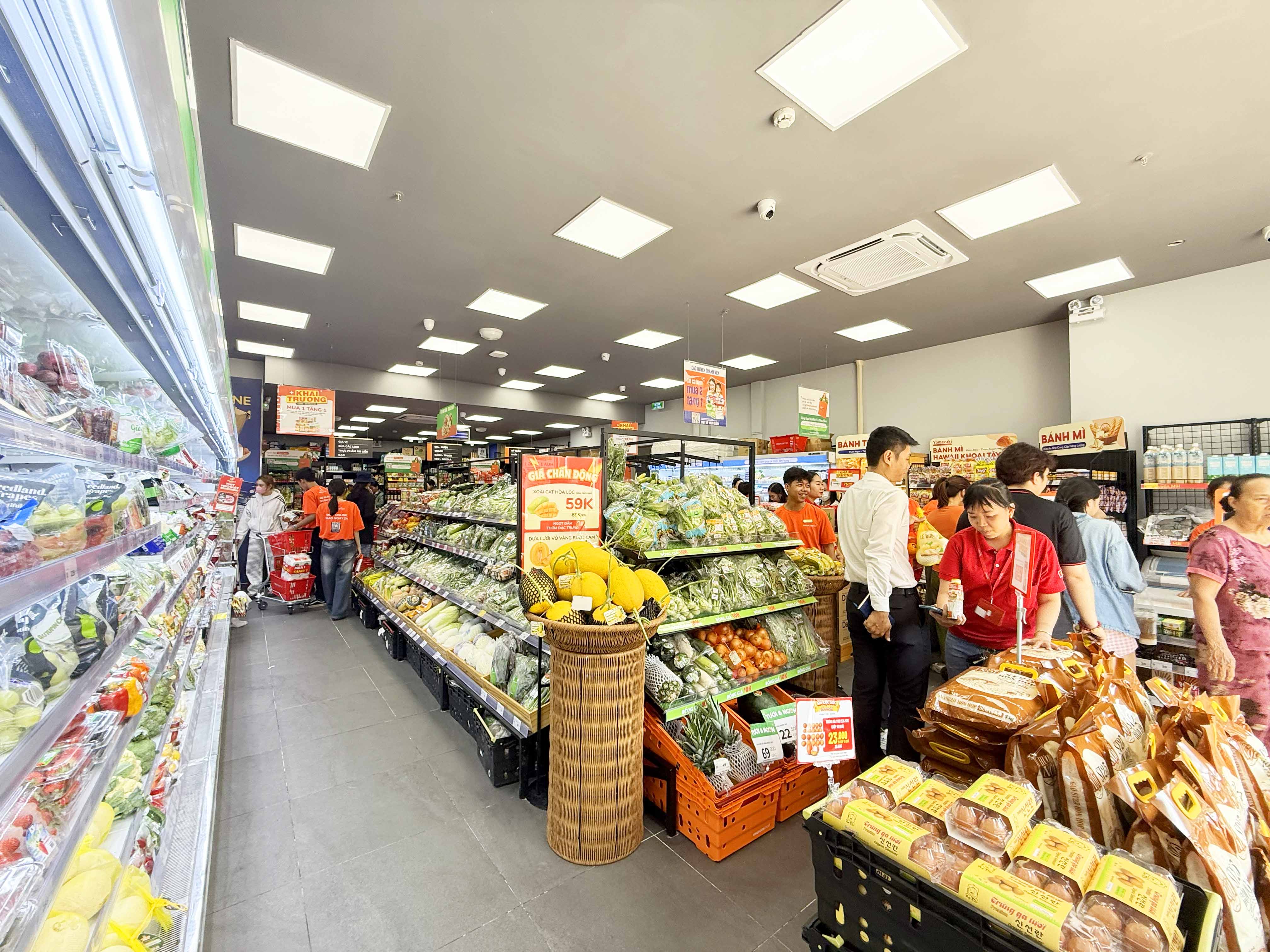 Kingfoodmart - Xã Bình Hưng, Hồ Chí Minh