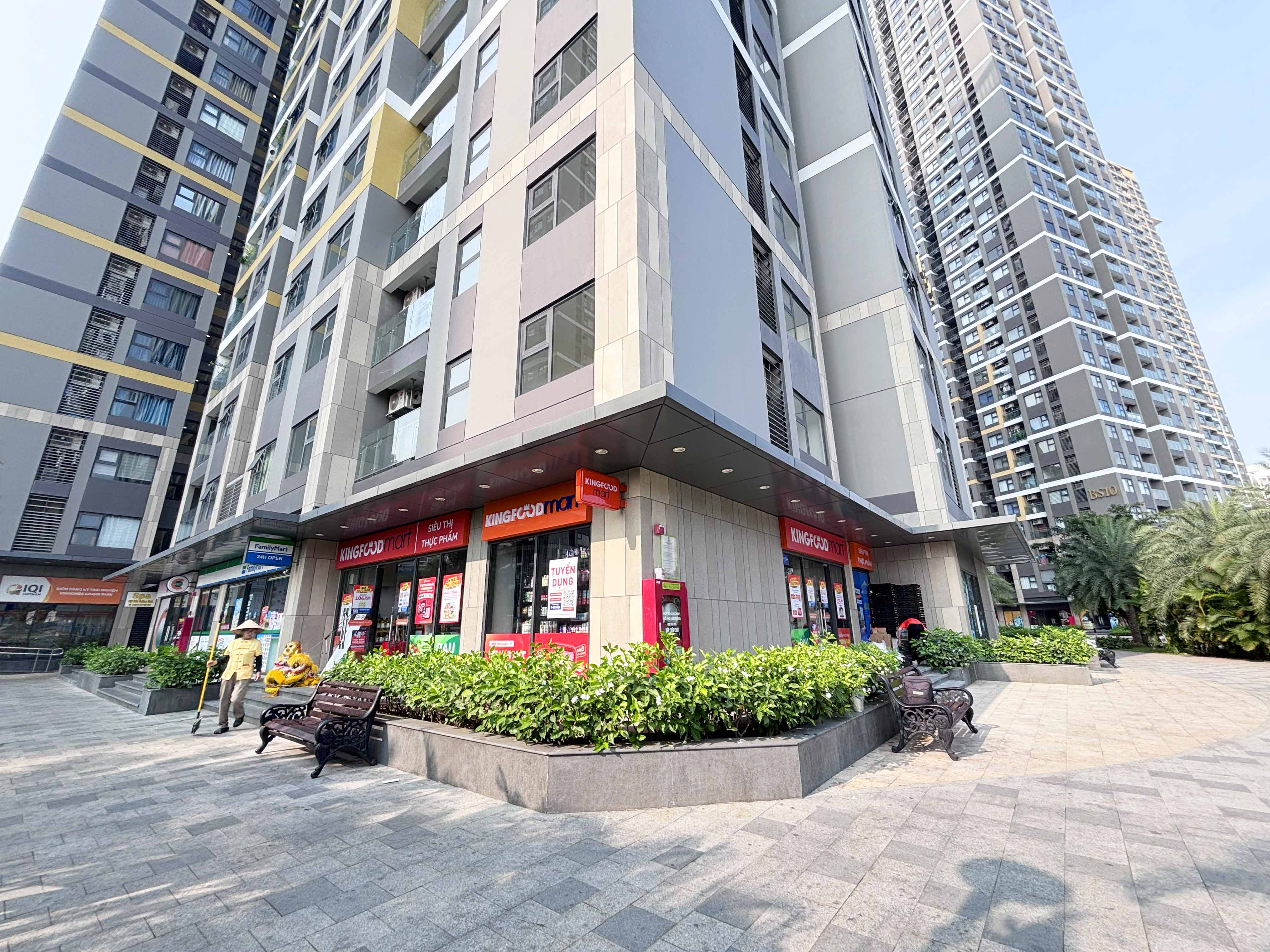 Kingfoodmart - Phường Long Bình, Hồ Chí Minh