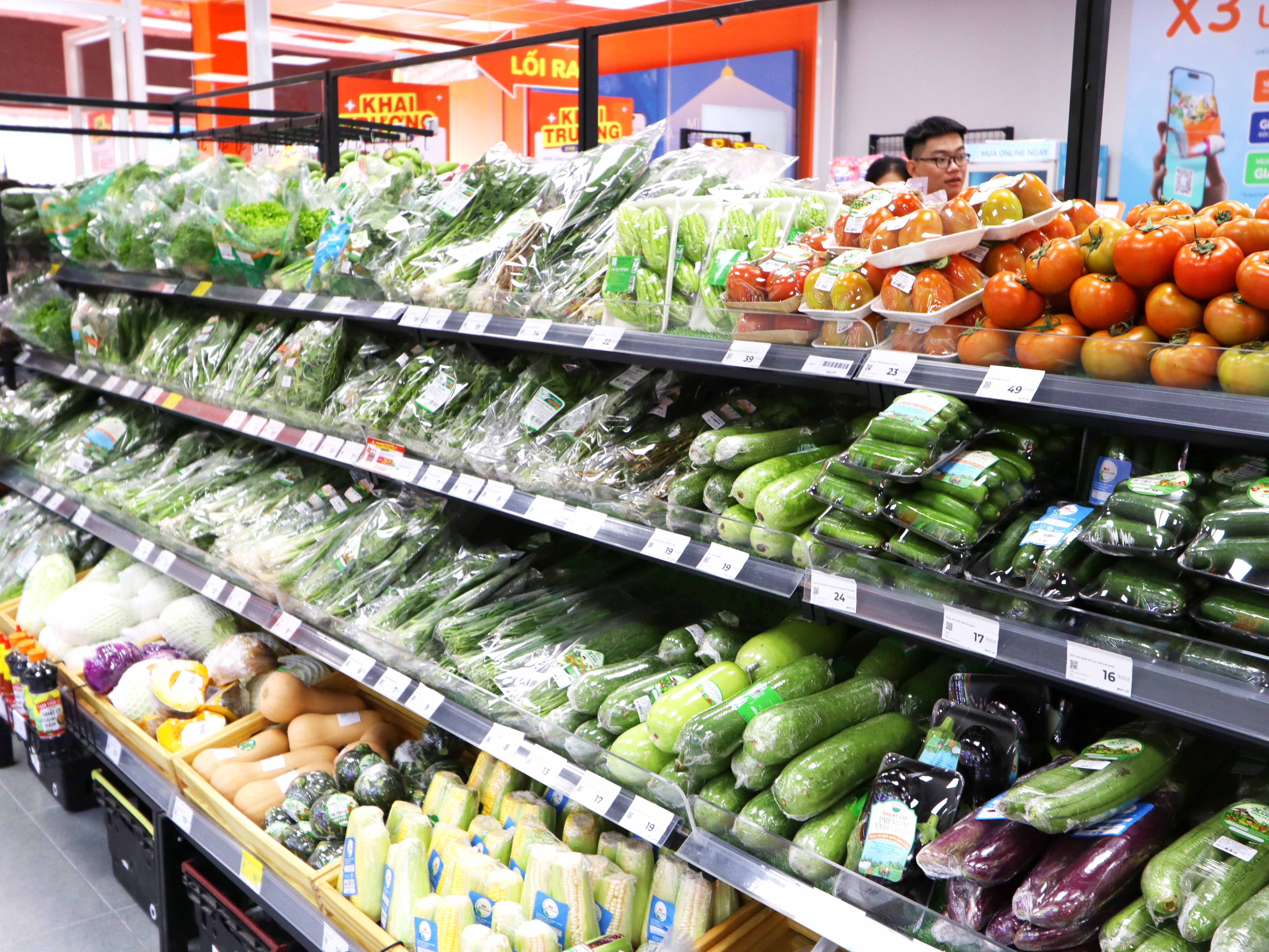 Kingfoodmart - Phường Phước Long, Hồ Chí Minh City