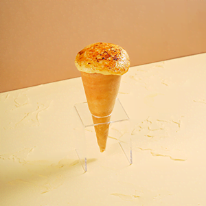 Strawberry Creme Brulee