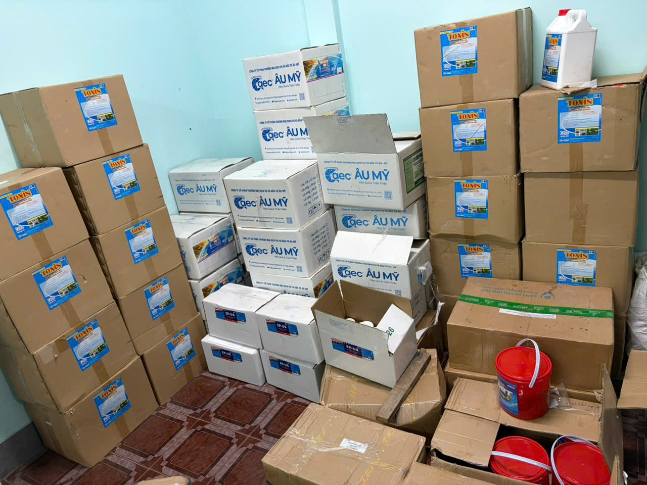 Âu Mỹ AEC - Xã Long Hữu