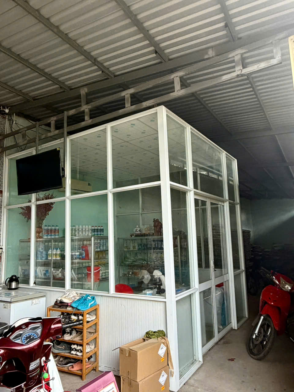 Âu Mỹ AEC - Xã Long Hữu