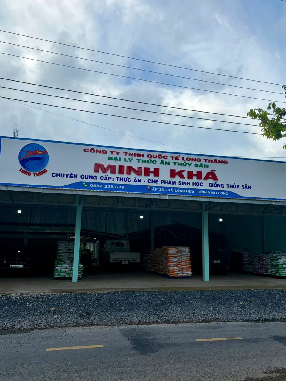 Âu Mỹ AEC - Xã Long Hữu