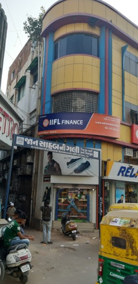 IIFL Gold Loan - Relief Road, Ahmedabad