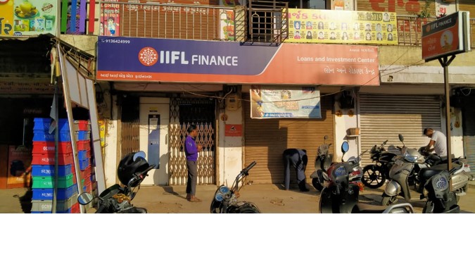 IIFL Gold Loan - Amroli Char Rasta, Surat