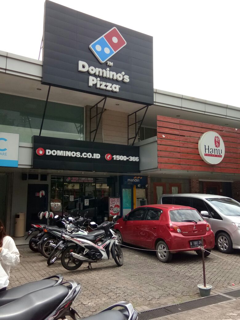 Domino's Pizza - Kec Kebayoran Baru, Jakarta Selatan