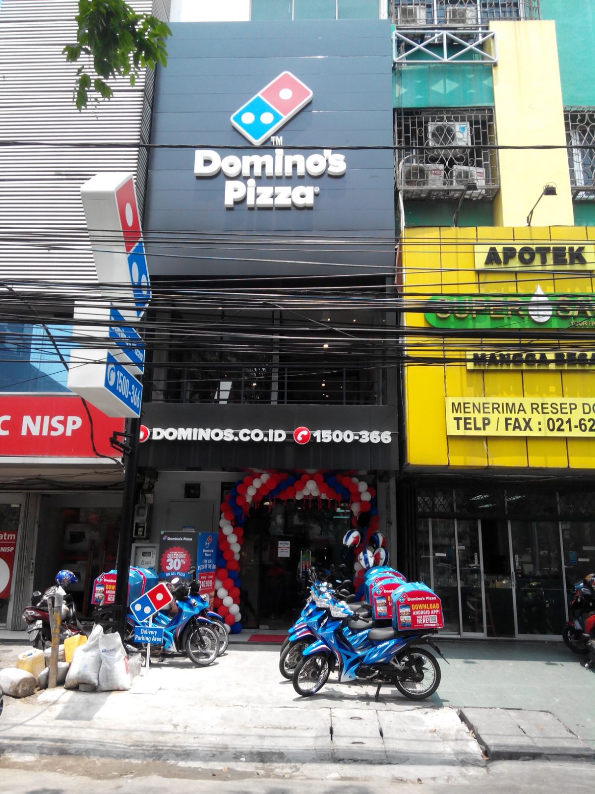 Domino's Pizza - Tangki Taman Sari, Jakarta Barat
