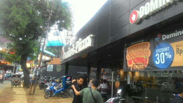 Domino's Pizza - Ciputat Timur, Tangerang Selatan