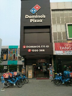 Domino's Pizza - Pamulang, Tangerang Selatan