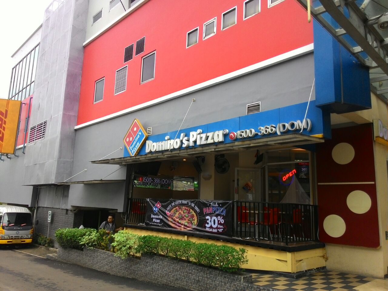 Domino's Pizza - Cikini, Jakarta Pusat