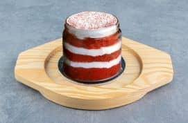 Red Velvet Cake (in a jar)