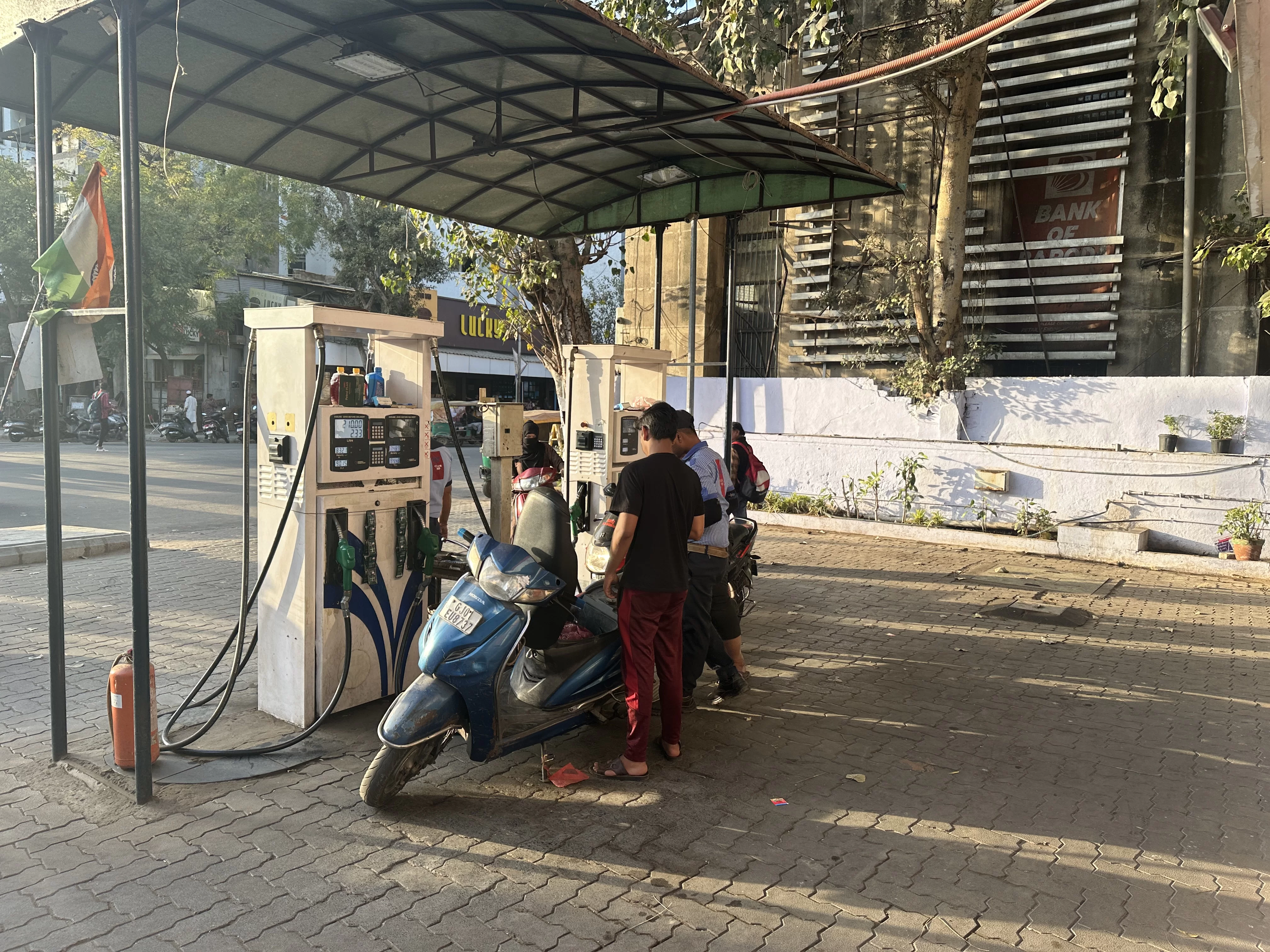 Hindustan Petroleum Corporation Limited - Lal Darwaja, Ahmedabad