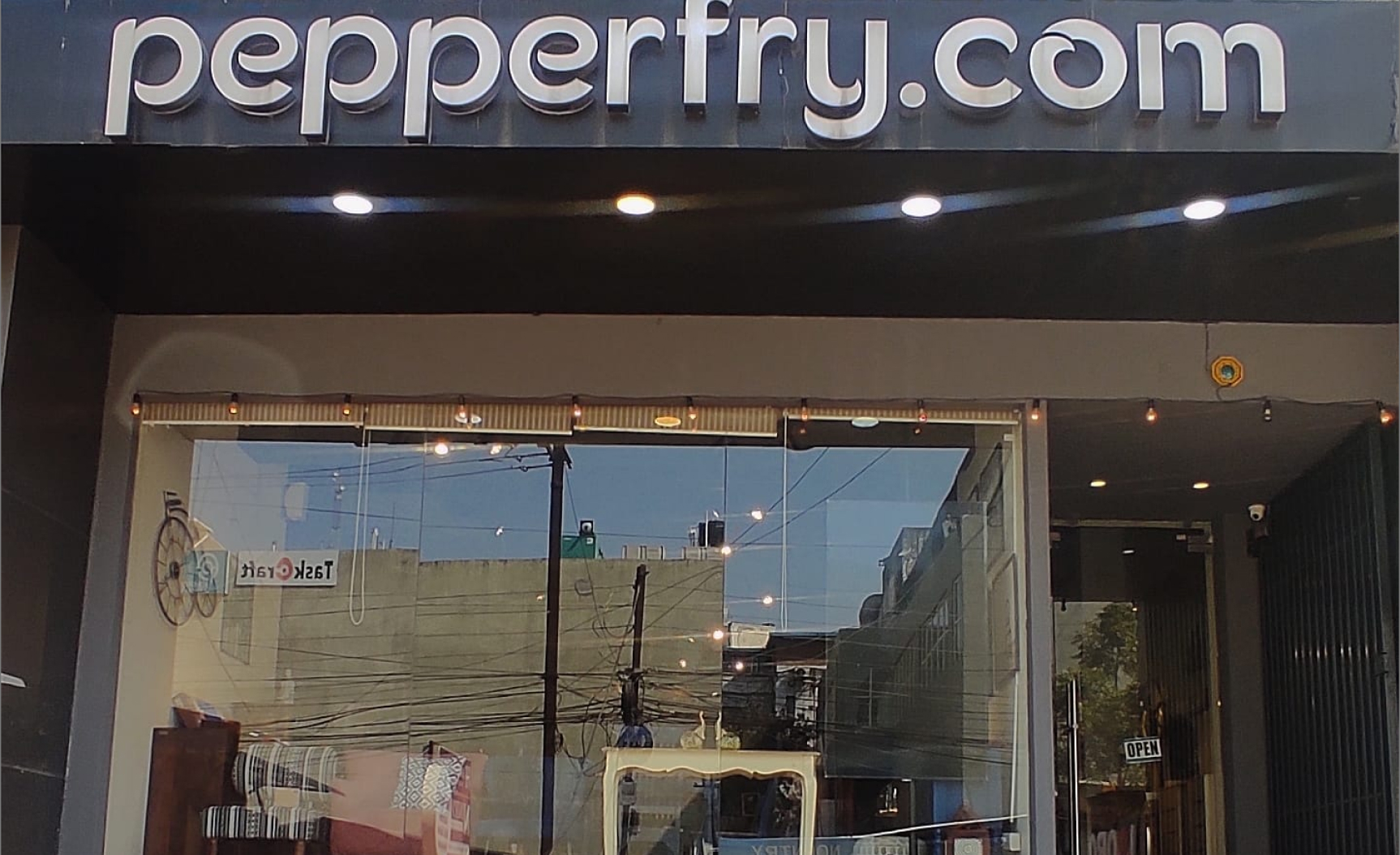 Studio Pepperfry - Vijay Nagar, Indore
