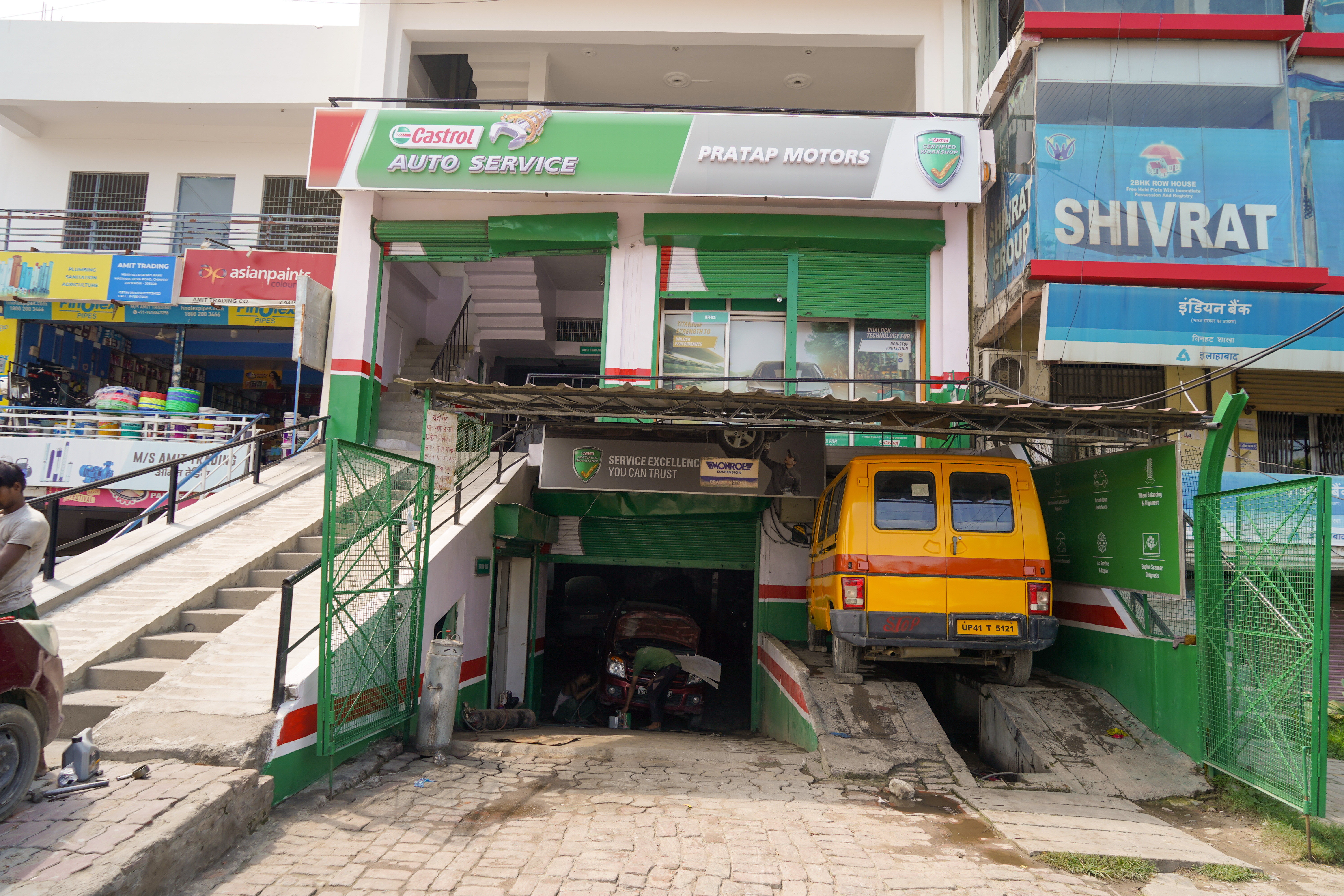 Castrol Auto Service - Chinhat, Lucknow