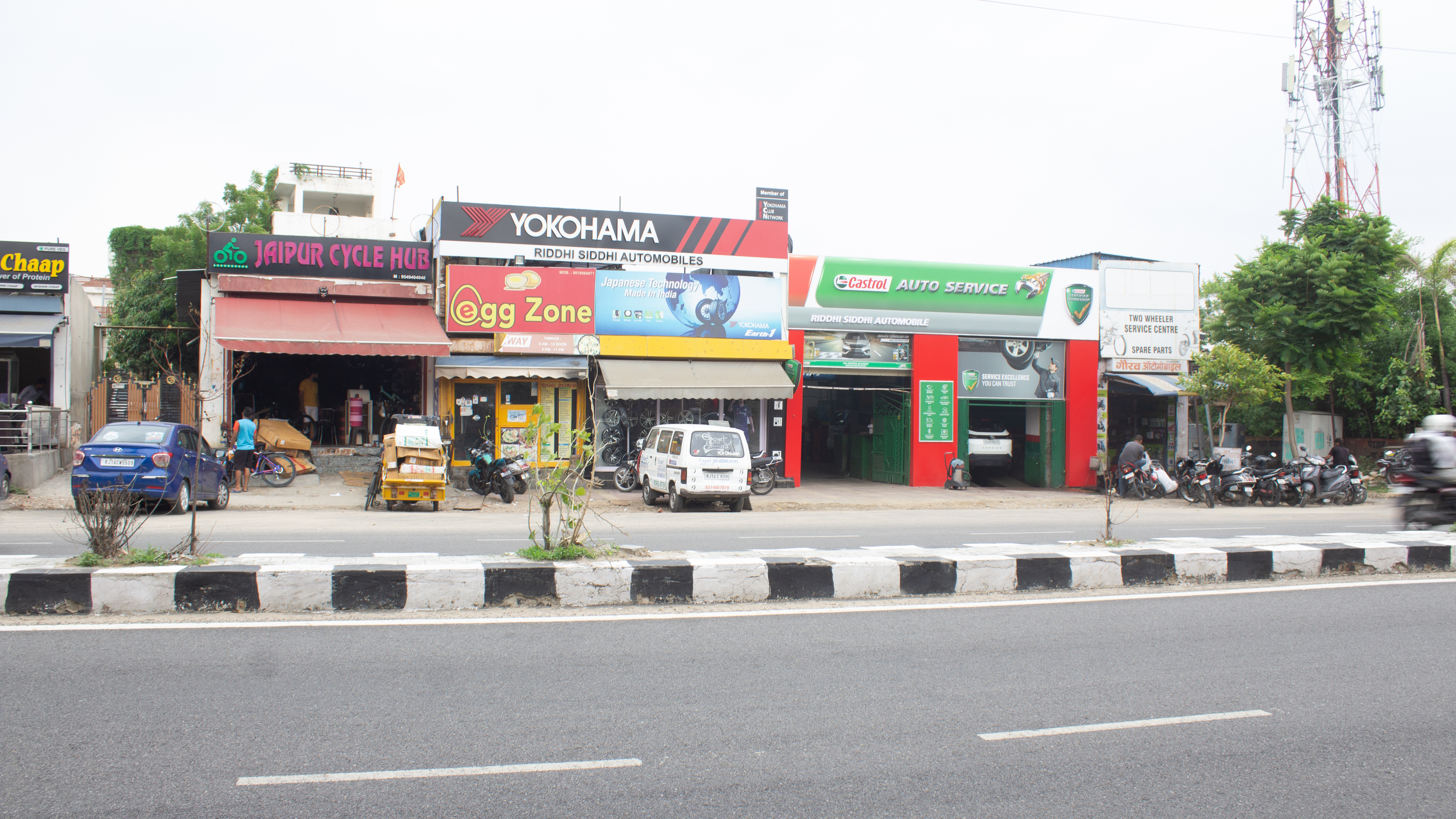 Castrol Auto Service - Vivekanand Colony, Jaipur