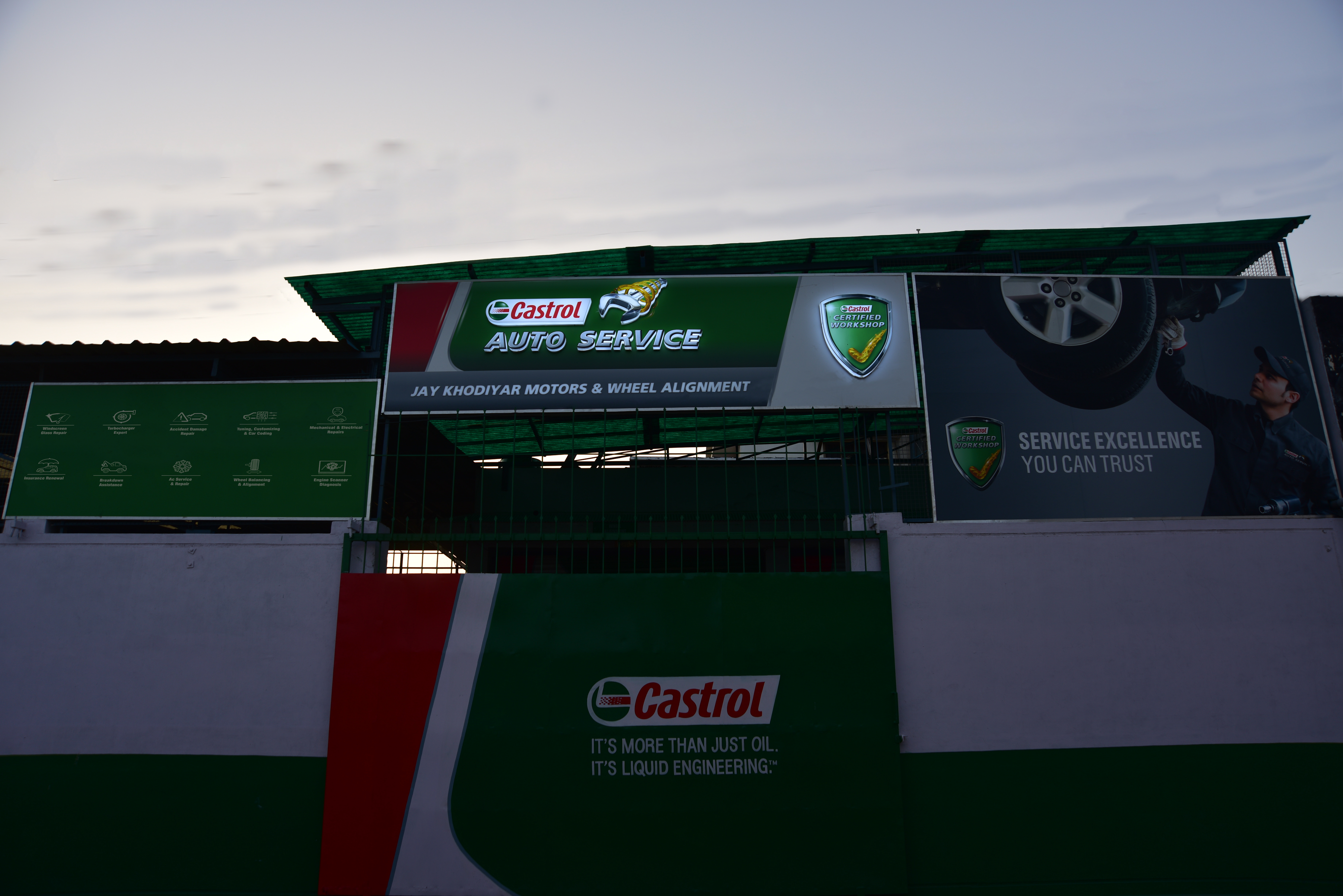 Castrol Auto Service - Madhapar, Bhuj