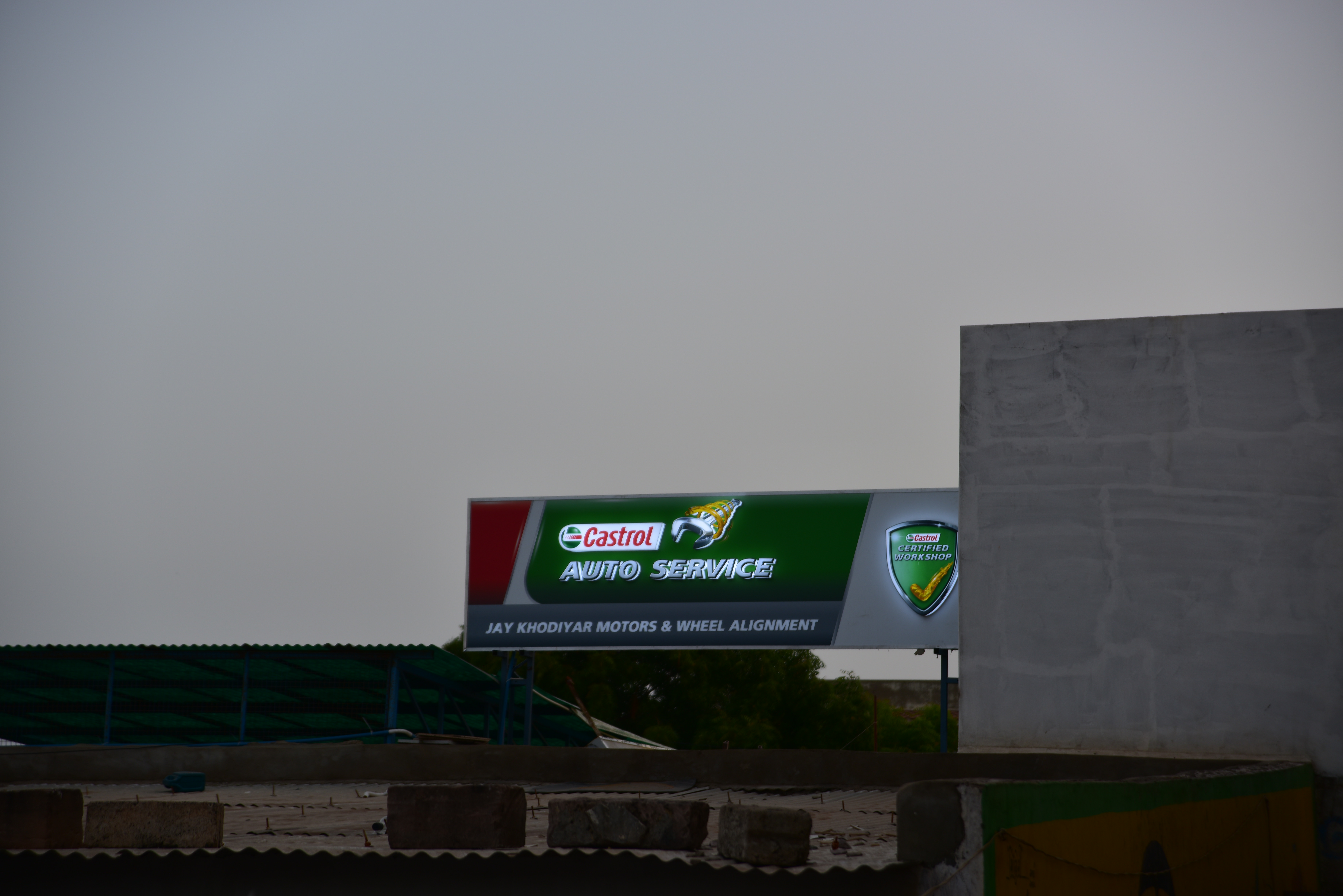 Castrol Auto Service - Madhapar, Bhuj