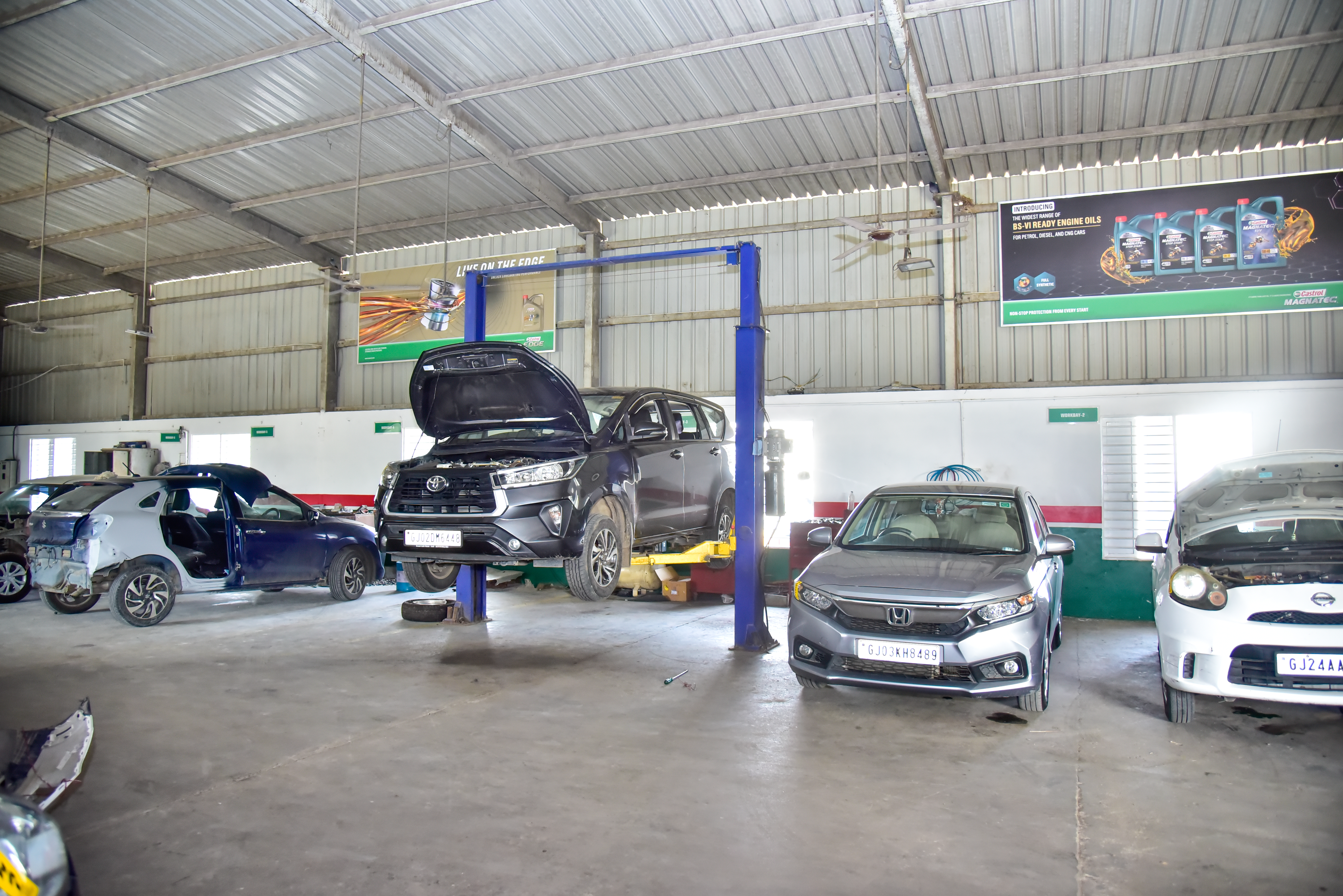 Castrol Auto Service - Kadi, Kadi