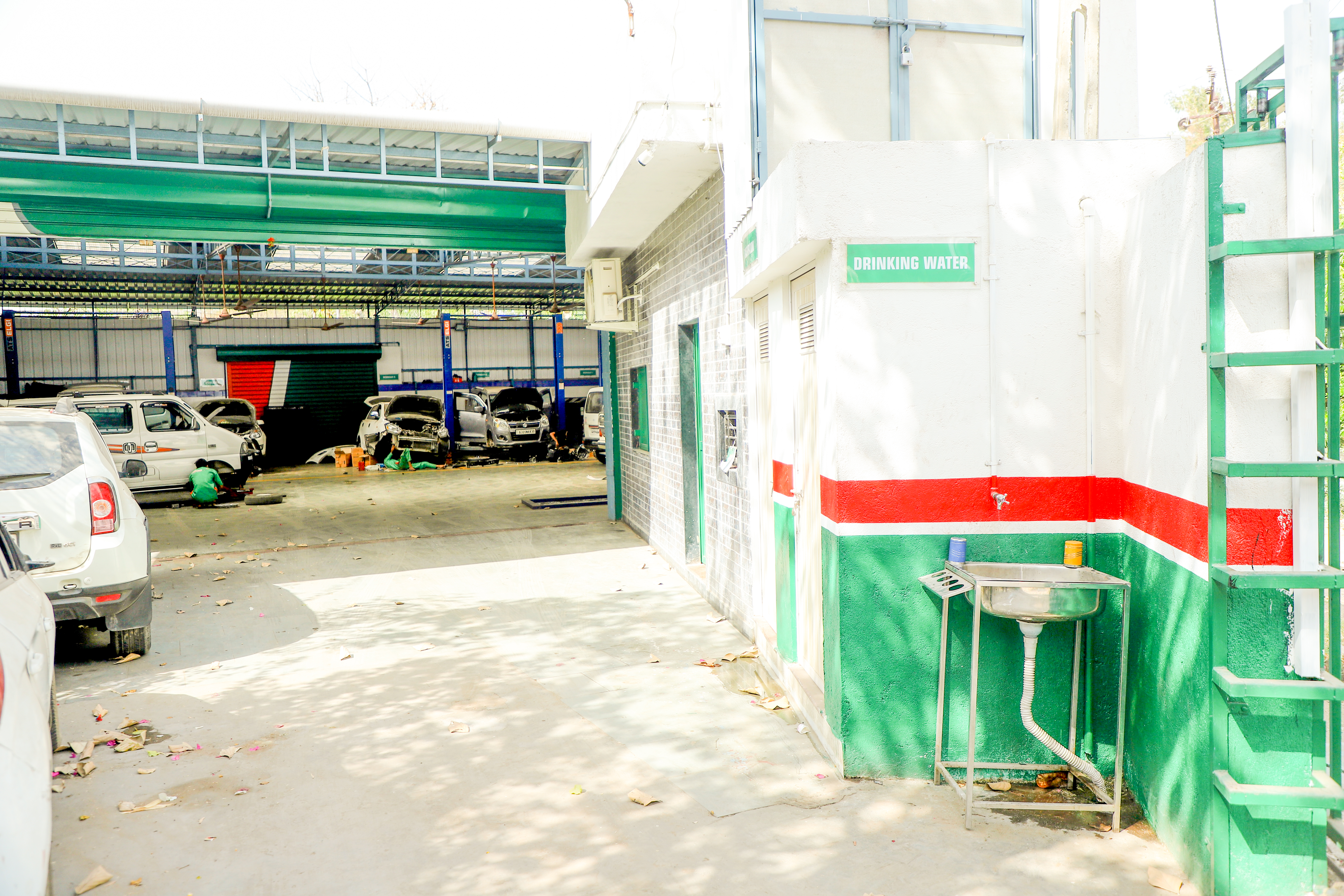 Castrol Auto Service - Godhra Lunawada Road, Godhra