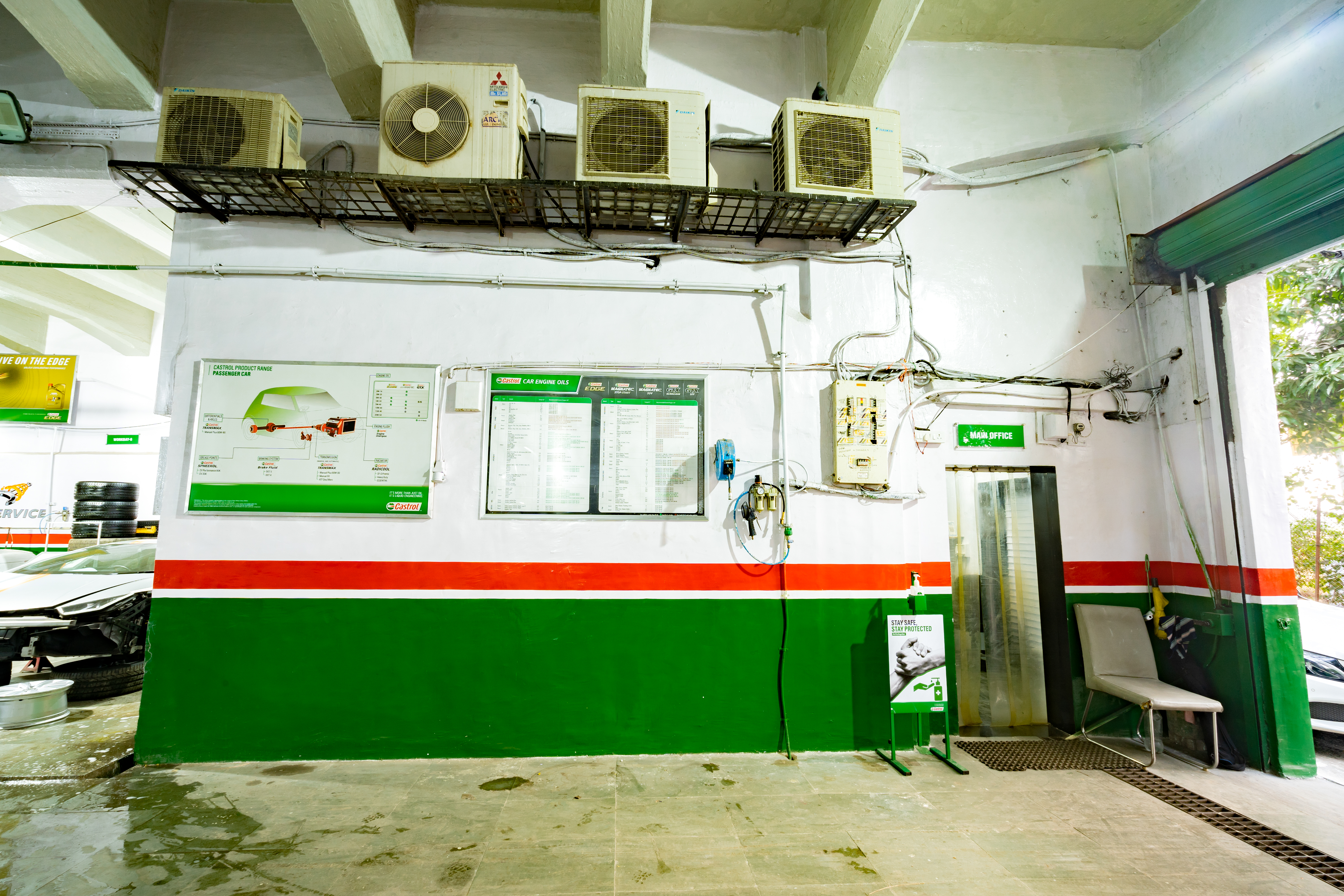 Castrol Auto Service - Lower E Moses Road, Mumbai