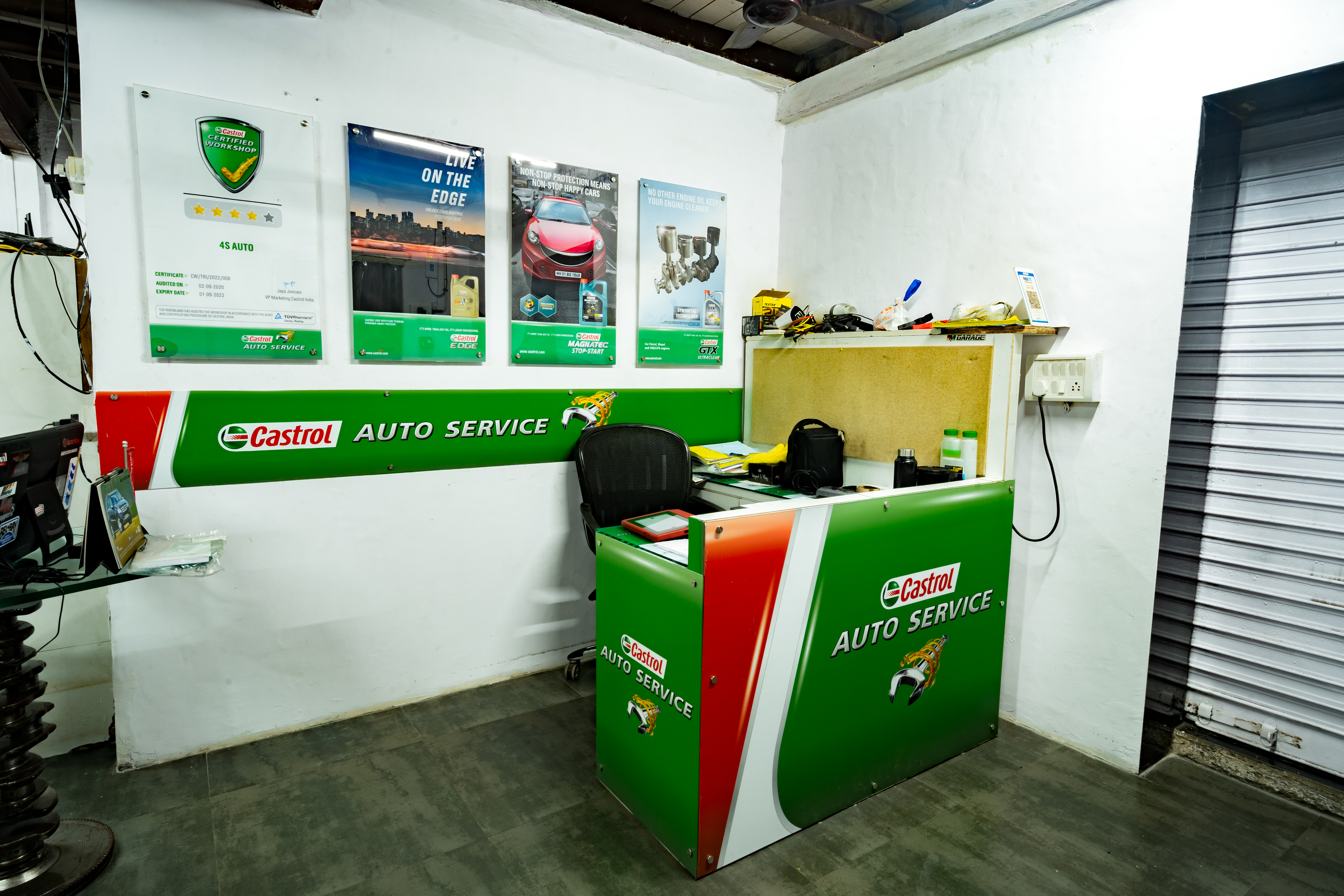 Castrol Auto Service - Lower E Moses Road, Mumbai