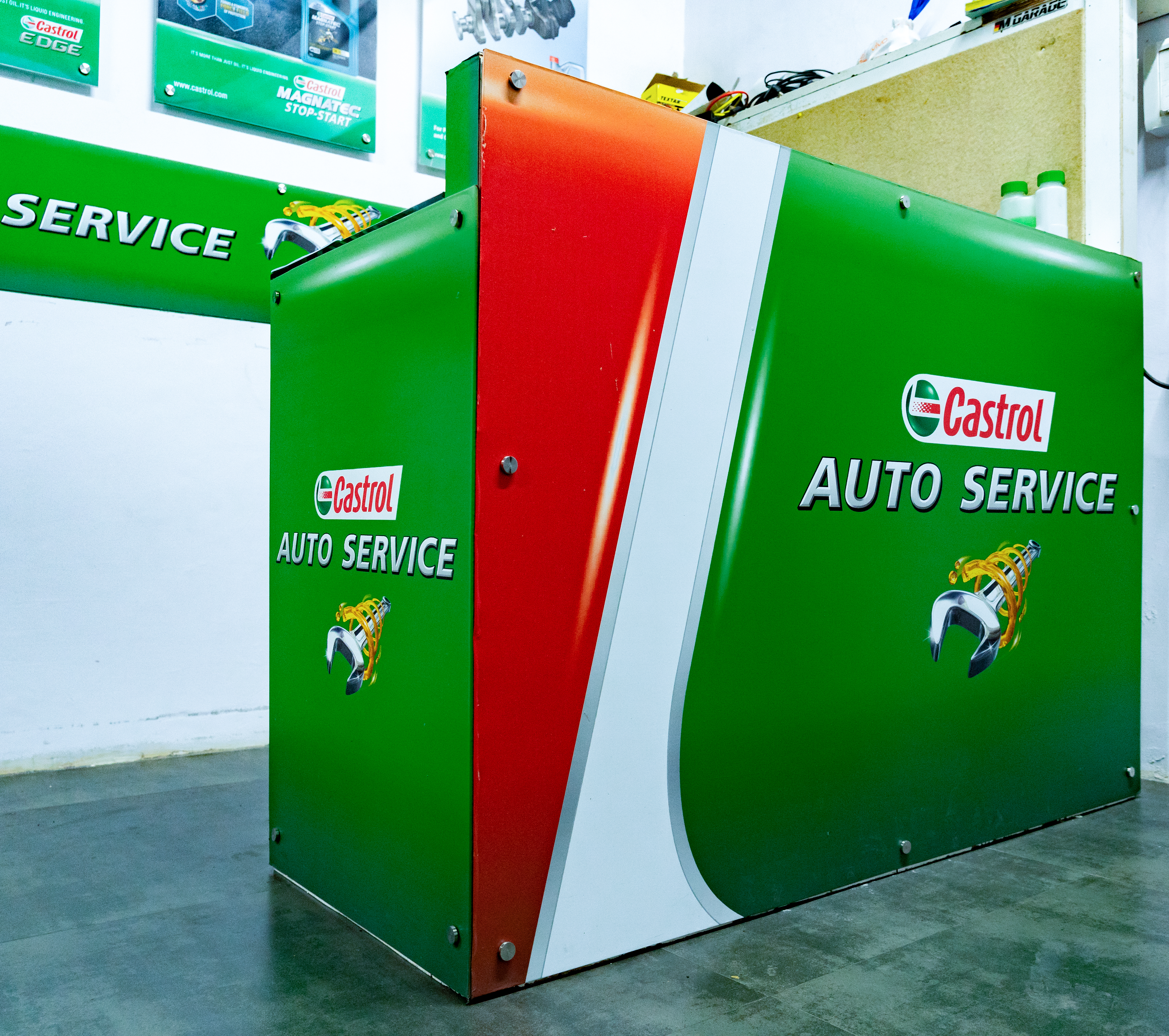 Castrol Auto Service - Lower E Moses Road, Mumbai