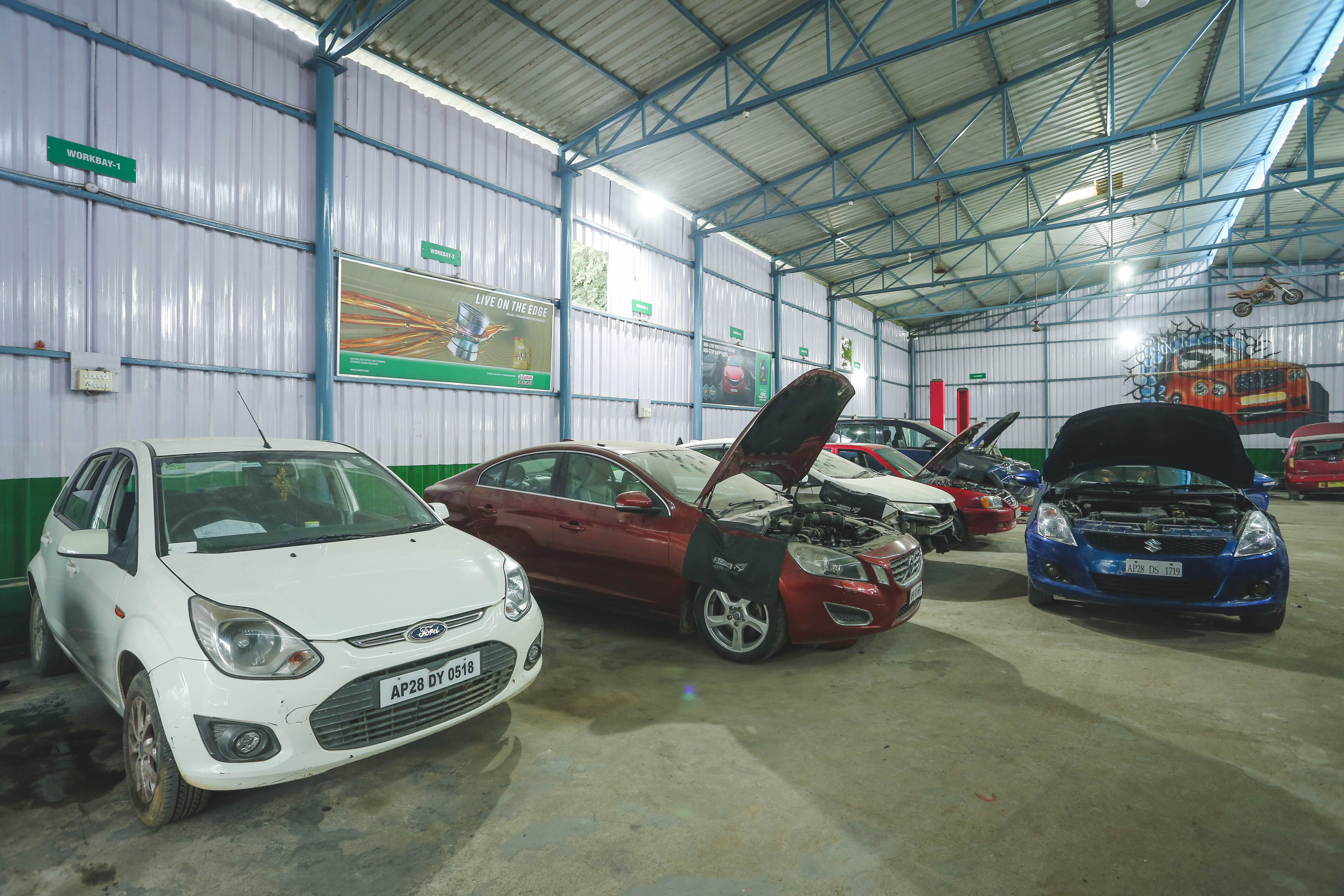 Castrol Auto Service - Puppalaguda, Rangareddy