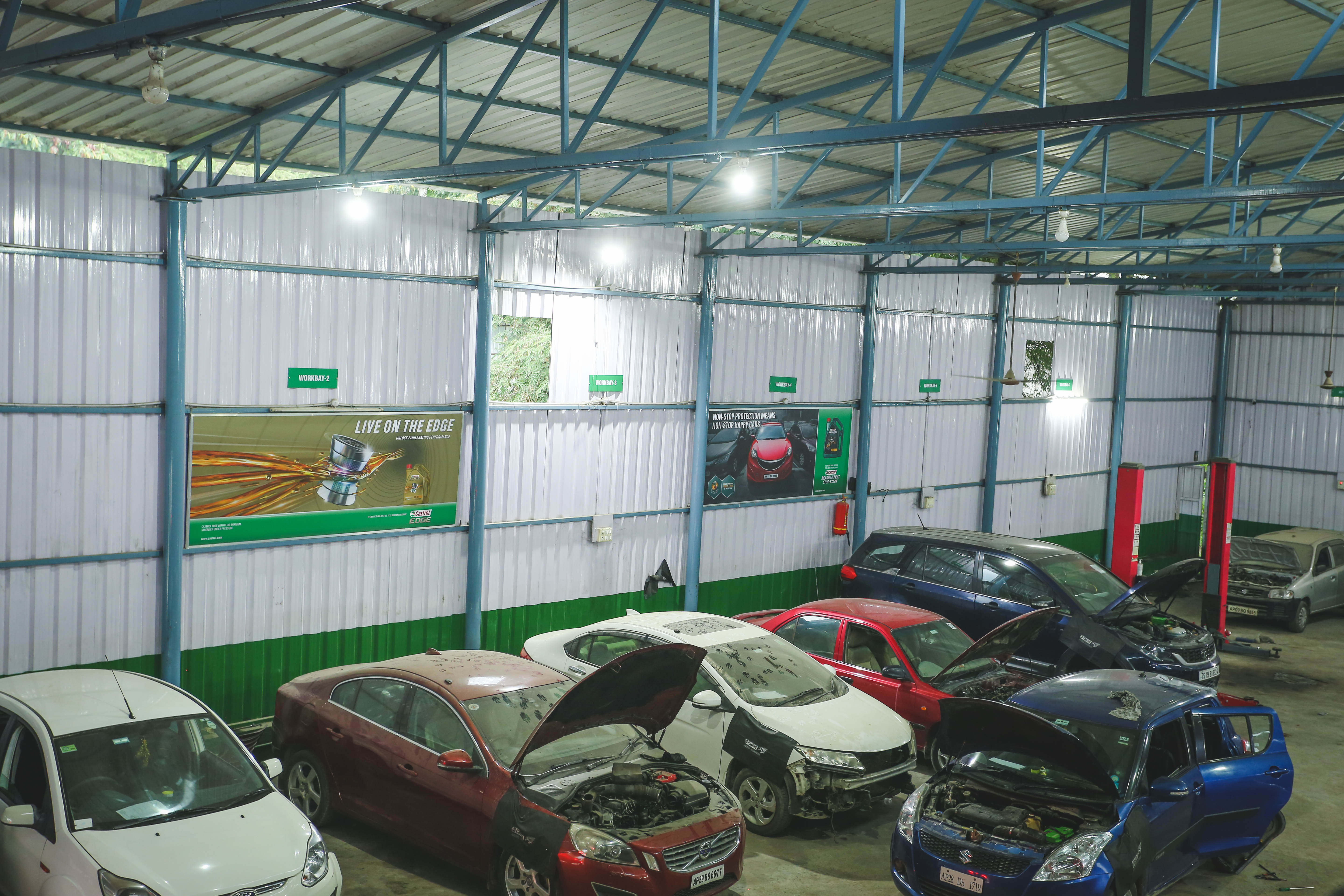 Castrol Auto Service - Puppalaguda, Rangareddy